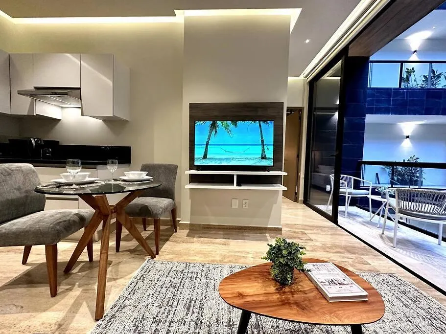 Modern Loft With Rooftop Pool & Gym By Solmar Rentals بلايا ديل كارمن 0*,